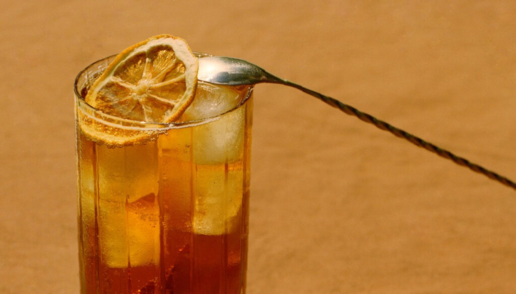 Black Tonic Highball